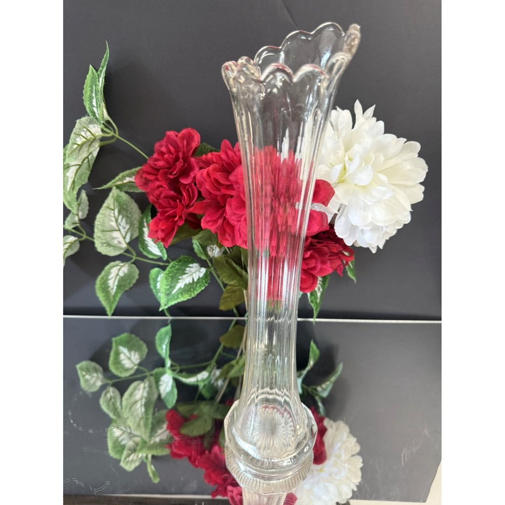 Vintage Clear Pressed Glass Vase –‎ Scalloped Rim and Ribbed Column Design